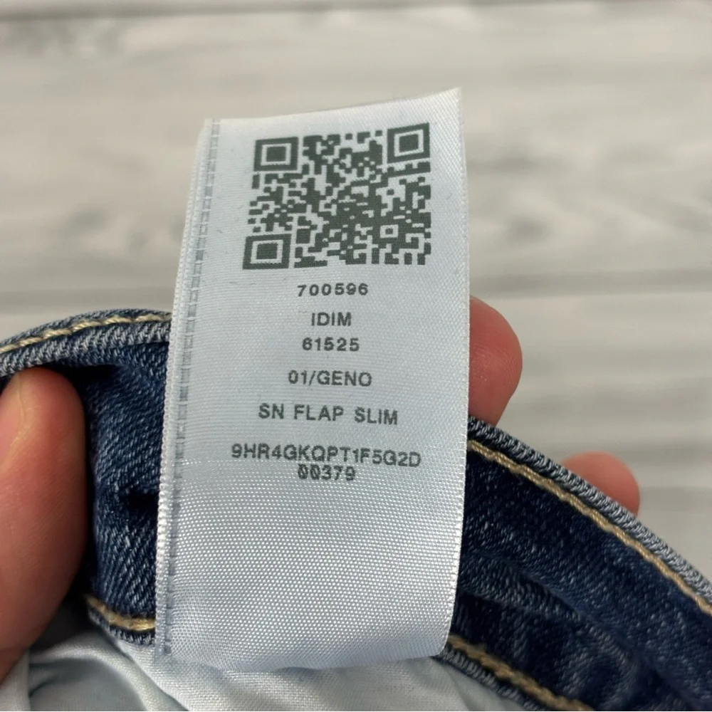 True Religion Geno Relaxed Slim Flap Jeans Size 40X32 NWT